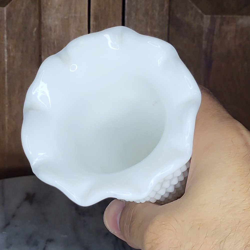 Smith Milk Glass Vase - Picture 7 of 9